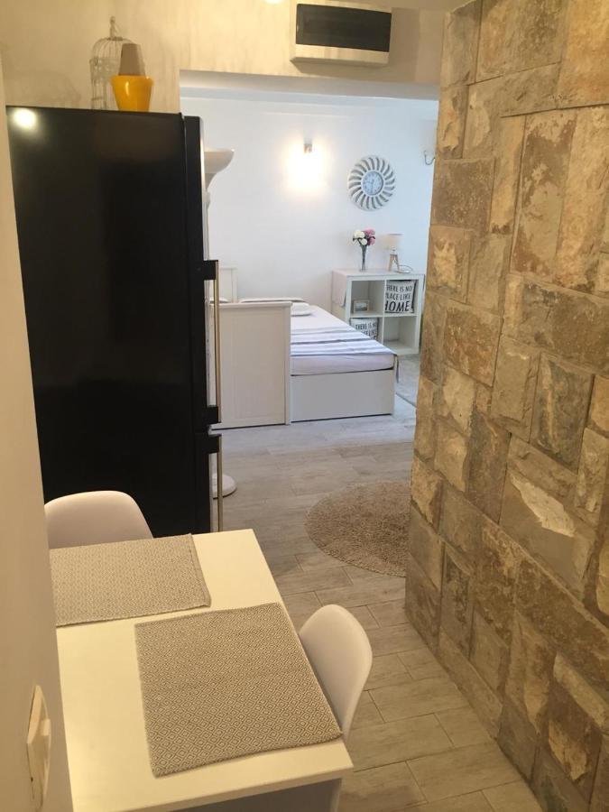 Alex Apartments 부드바 외부 사진